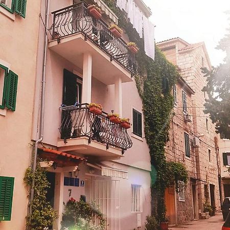 Villa Split Art Exterior photo